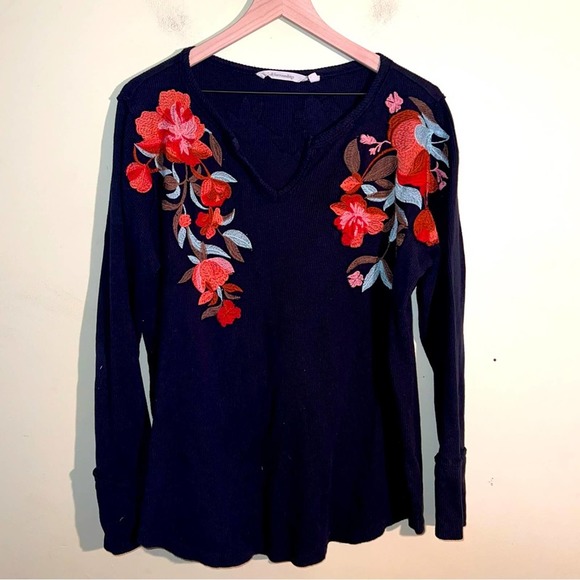 Soft Surroundings Tops - SOFT SURROUNDINGS embroidered waffle knit tunic L